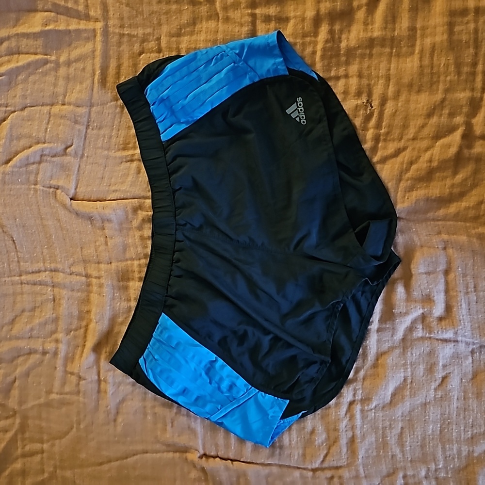 Athletic shorts